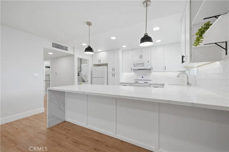 28132 Winged Foot