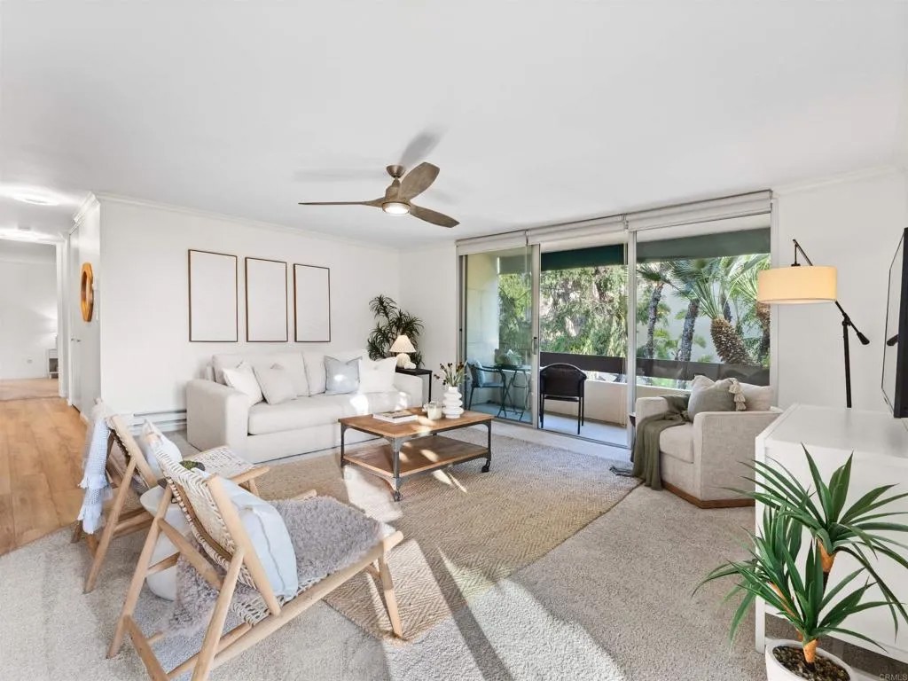 6455 La Jolla Blvd 232