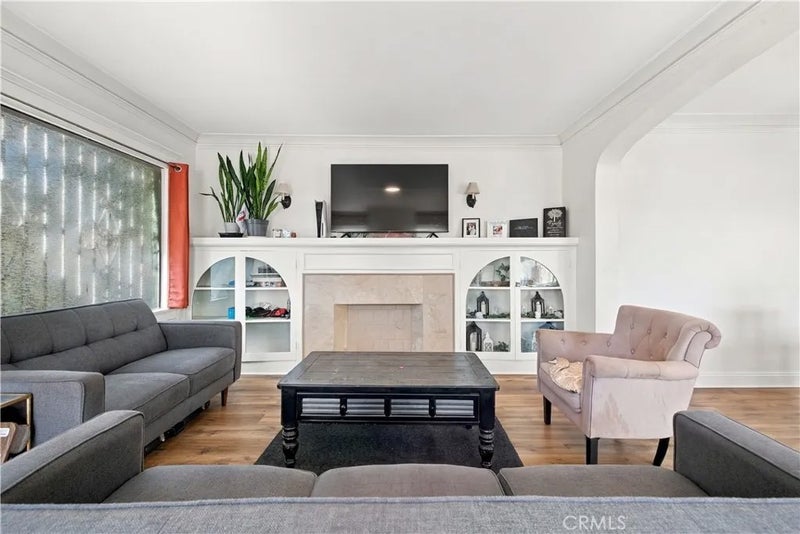 3940 La Salle