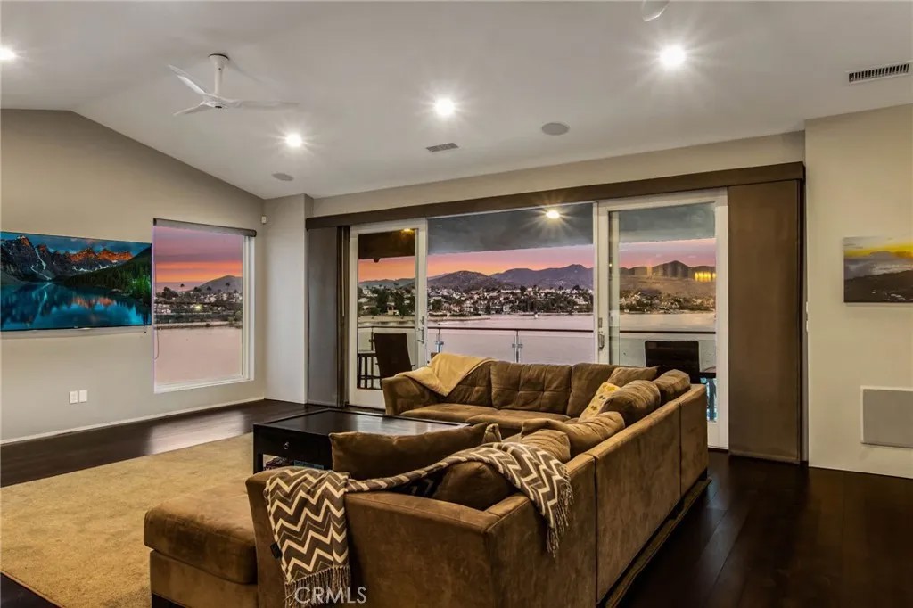 29743 Buggywhip Court