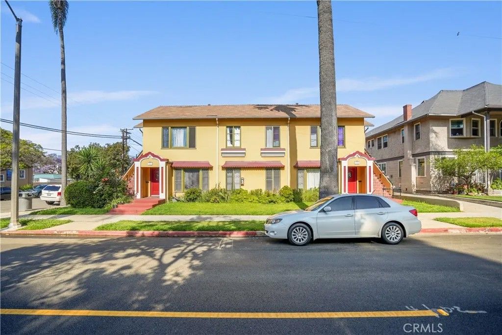 Photo of 802 N Spurgeon Street, Santa Ana, CA 92701 (MLS # PW26063396)