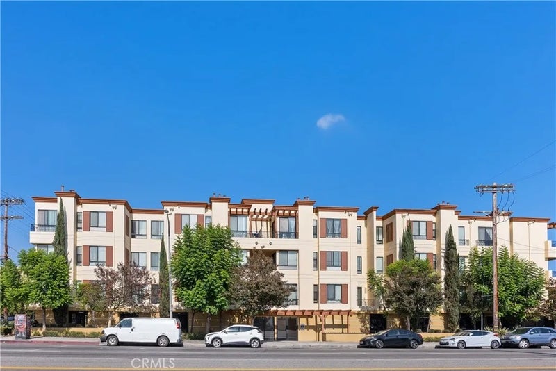 6938 Laurel Canyon 108