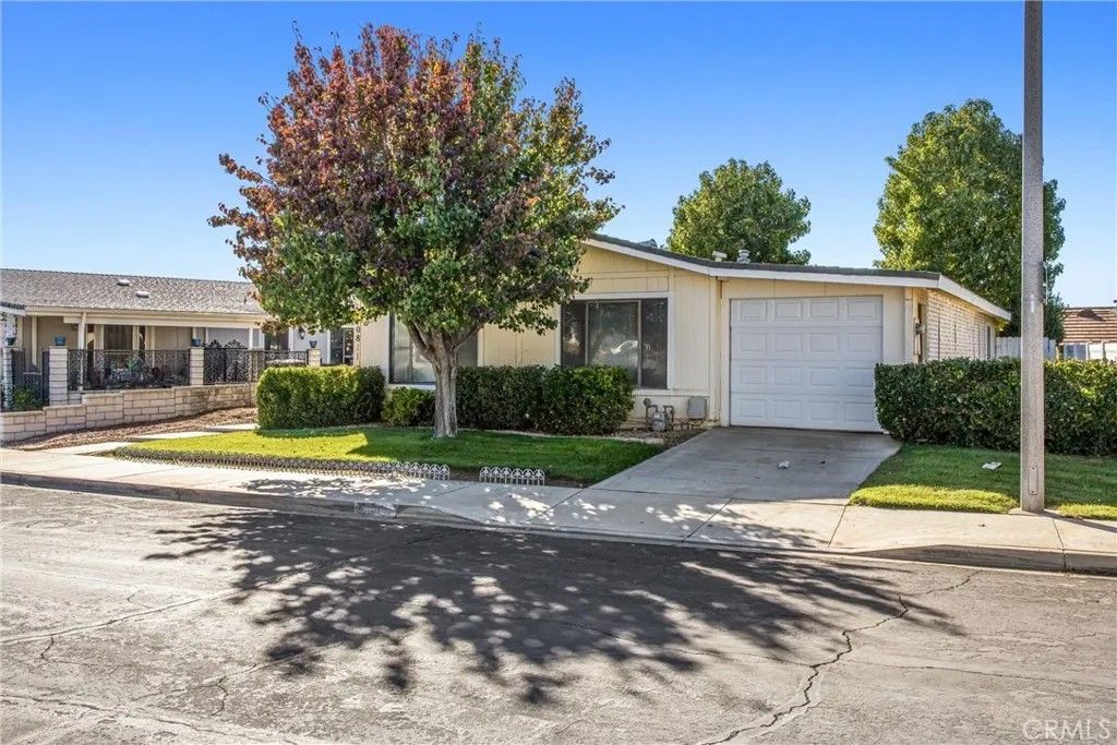 Photo of 10811 Bel Air Dr, Cherry Valley, CA 92223 (MLS # IG25246075)