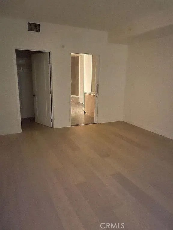 400 S Broadway 913