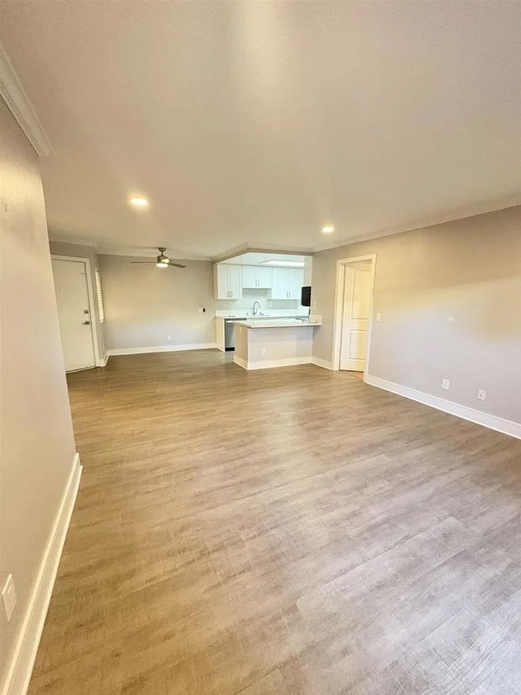 Photo of 209 Woodland Pkwy #118, San Marcos, CA 92069 (MLS # NDP2509745)