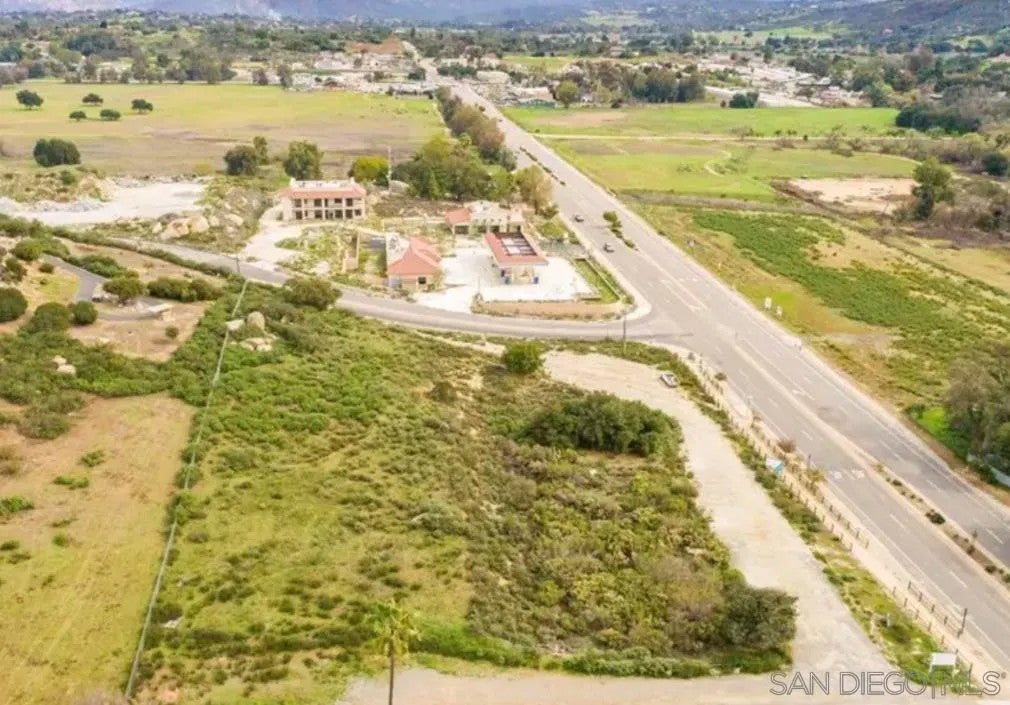 Photo of 28790 Valley Center Road, Valley Center, CA 92082 (MLS # 260022004)