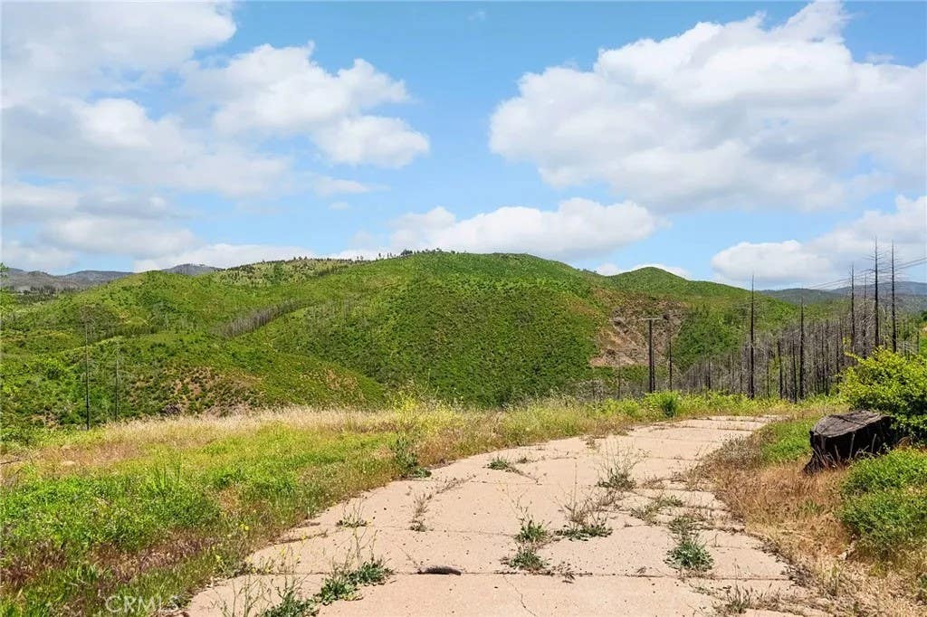 Photo of 6888 Dean Pl, Paradise, CA 95969 (MLS # SN26182255)
