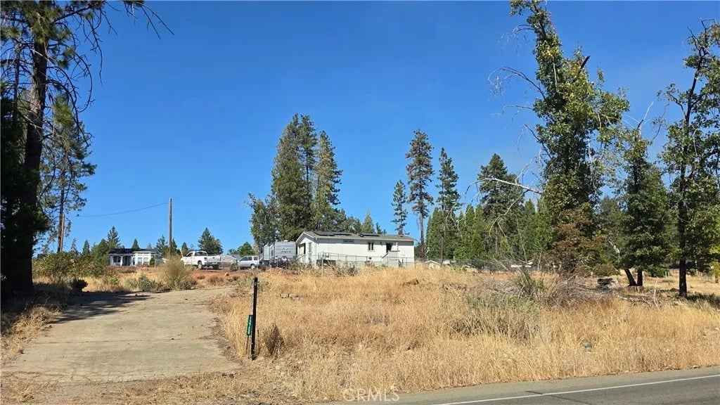 Photo of 13709 S Park DR, Magalia, CA 95954 (MLS # SN26212138)