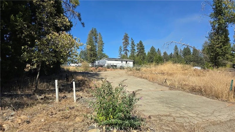 13709 S Park