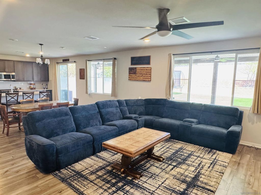 Photo of 28223 Citrus Ct, Valley Center, CA 92082 (MLS # 250033476)