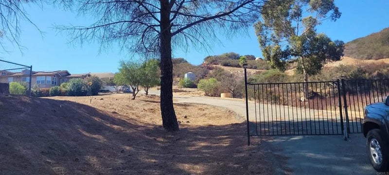 2662 Honey Springs Road