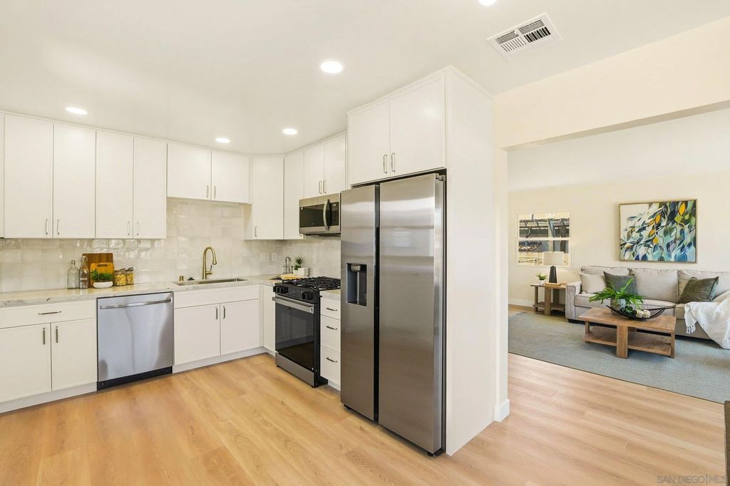 Photo of 12043 Gay Rio DR, Lakeside, CA 92040 (MLS # 260011936)