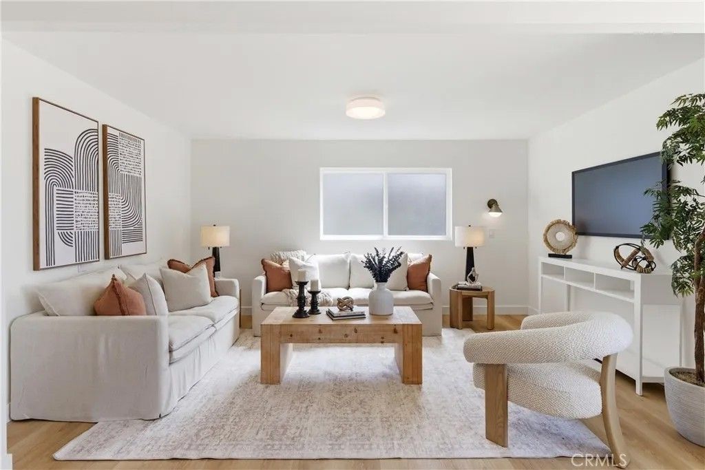 Photo of 1412 San Simeon St, Oceanside, CA 92058 (MLS # OC26045182)