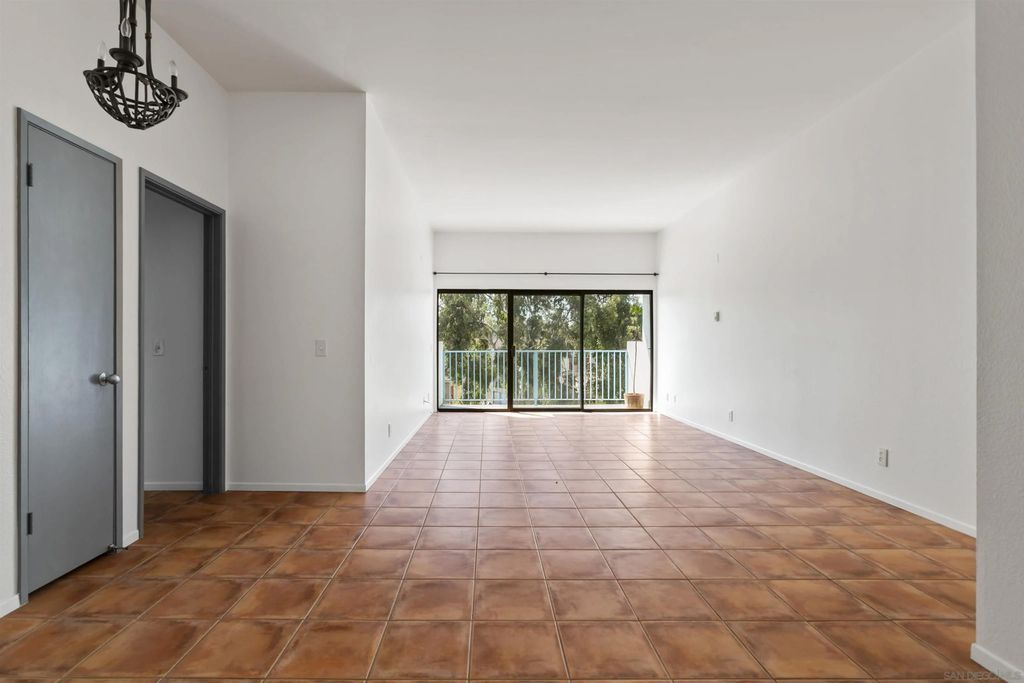 Photo of 8328 Regents Rd #3G, San Diego, CA 92122 (MLS # 260008816)