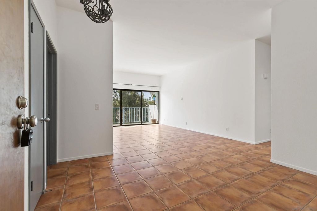 Photo of 8328 Regents Rd #3G, San Diego, CA 92122 (MLS # 260008816)