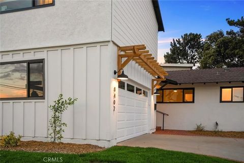 Tiny photo for 8402 Boulder Place, San Diego, CA 92119 (MLS # IV25245750)