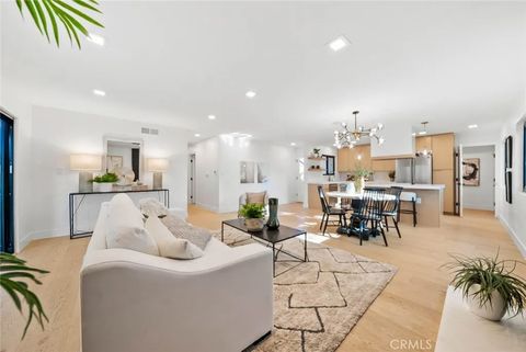 Tiny photo for 8402 Boulder Place, San Diego, CA 92119 (MLS # IV25245750)