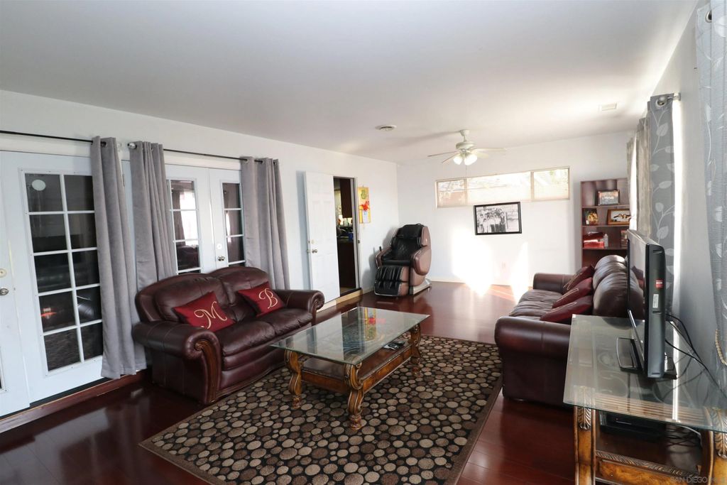 Photo of 2321 Cardinal Dr, San Diego, CA 92123 (MLS # 250043063)