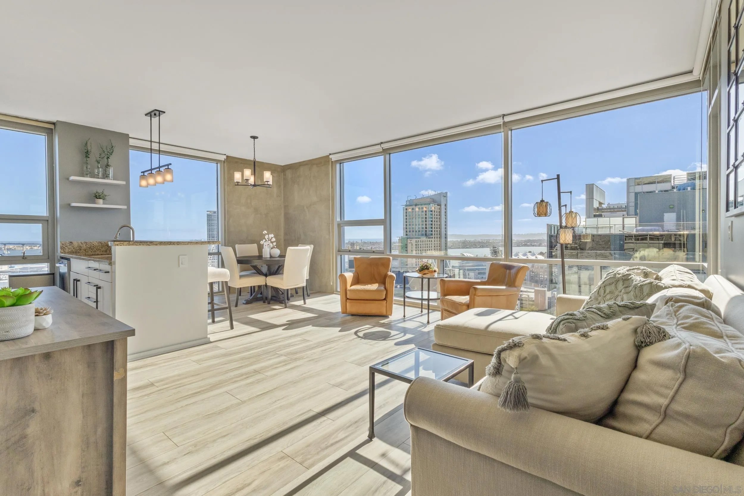 321 10th Ave 2108