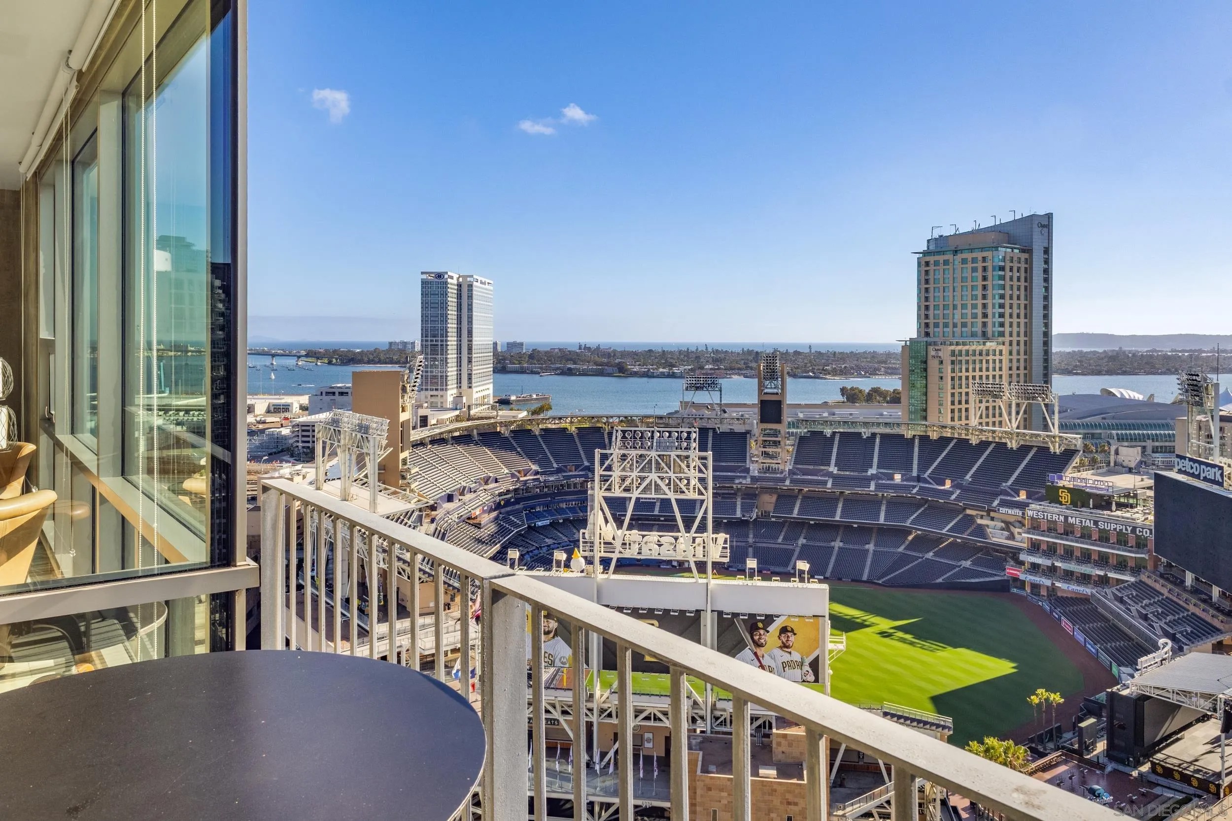 321 10th Ave 2108