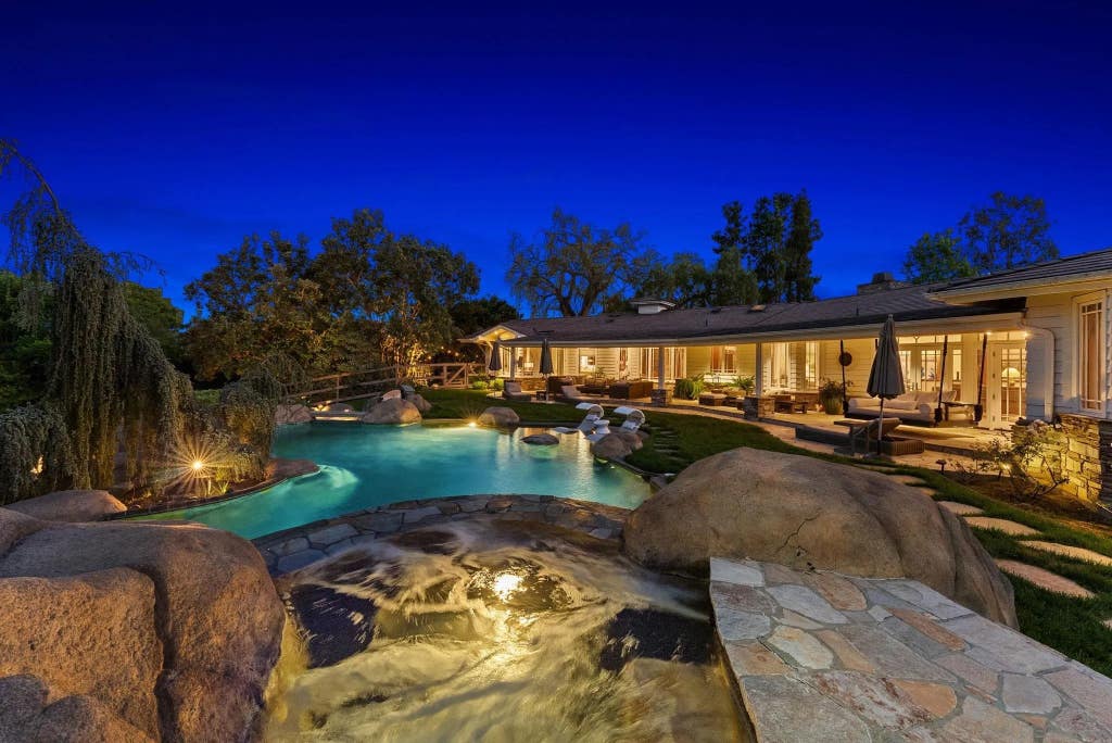 Photo of 7030 Caminito De Conejos, Rancho Santa Fe, CA 92067 (MLS # 260018355)