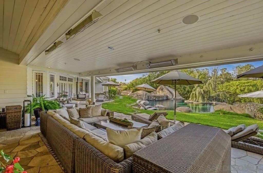 Photo of 7030 Caminito De Conejos, Rancho Santa Fe, CA 92067 (MLS # 260018355)