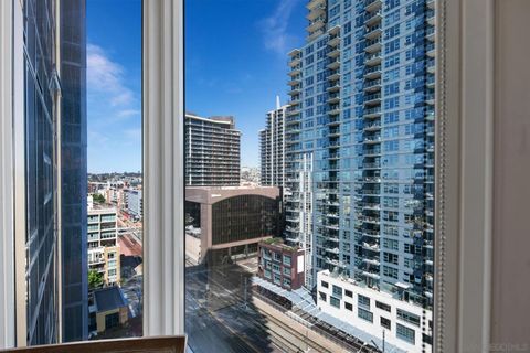 Tiny photo for 1325 Pacific Hwy #1304, San Diego, CA 92101 (MLS # 250039775)