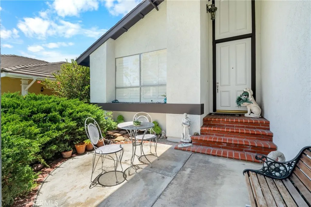 16623 Windward