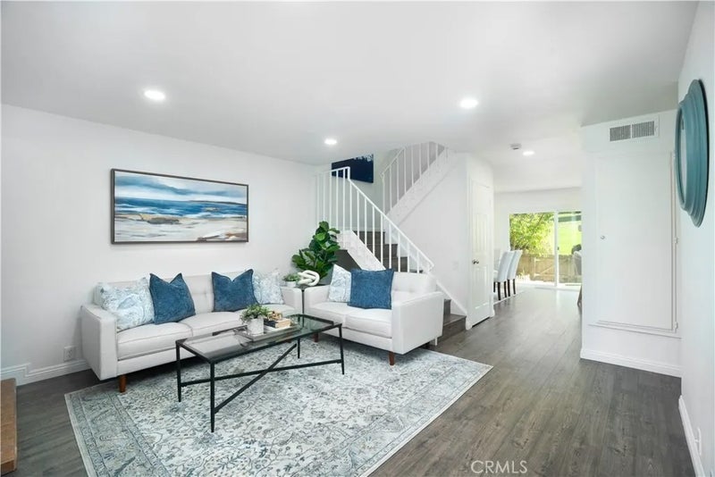 23712 Porpoise Cove
