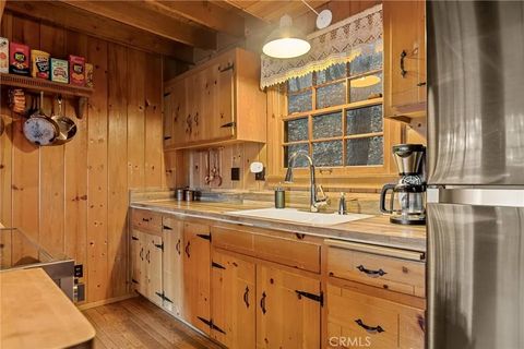 Tiny photo for 24085 Alpine Dr, Crestline, CA 92325 (MLS # IG25274818)