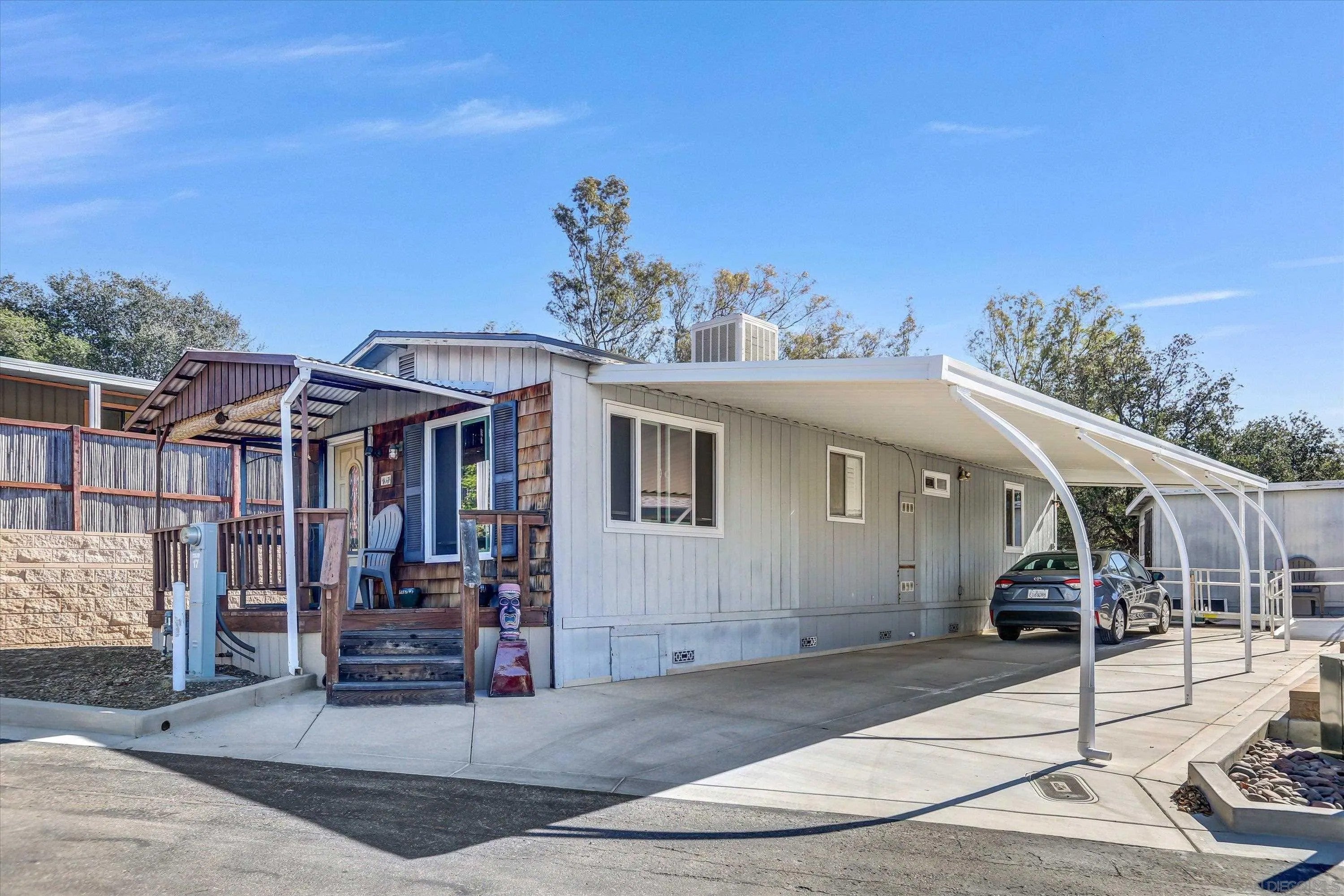 2400 Alpine Blvd 17