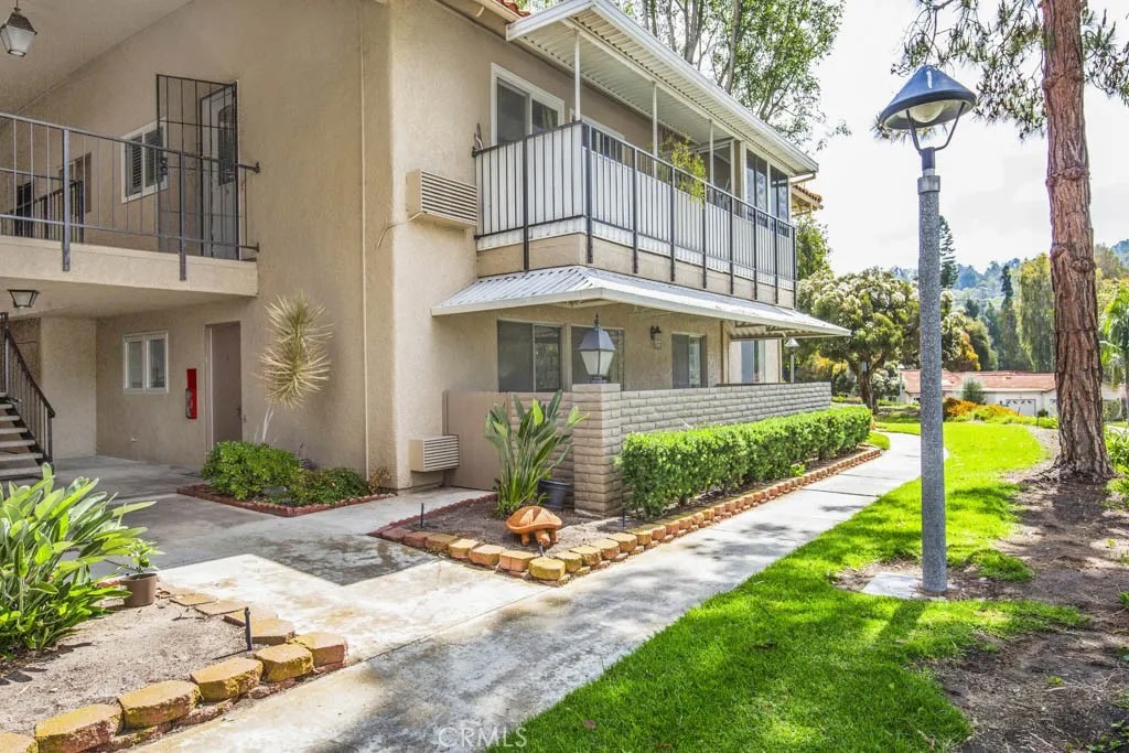 3280 San Amadeo A