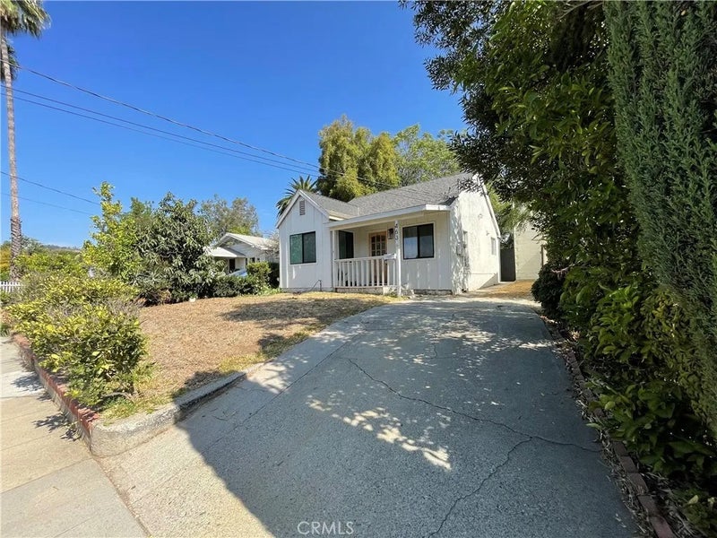 463 Macdonald Street