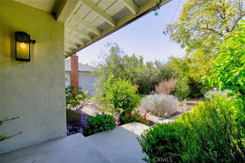650 Sierra Meadows