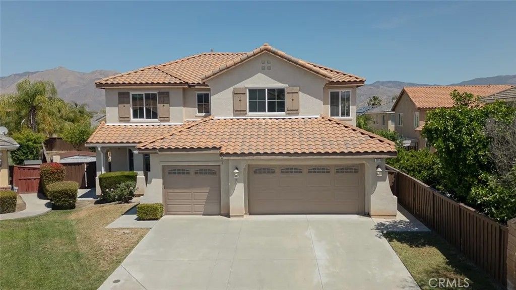 Photo of 2014 Becket Court, San Jacinto, CA 92583 (MLS # SW26081655)