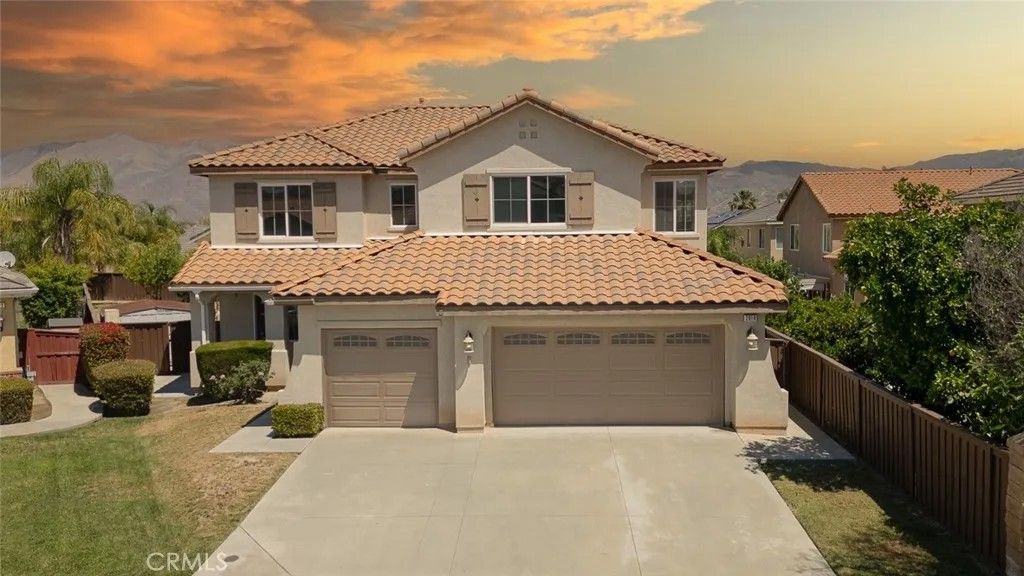 Photo of 2014 Becket Court, San Jacinto, CA 92583 (MLS # SW26081655)