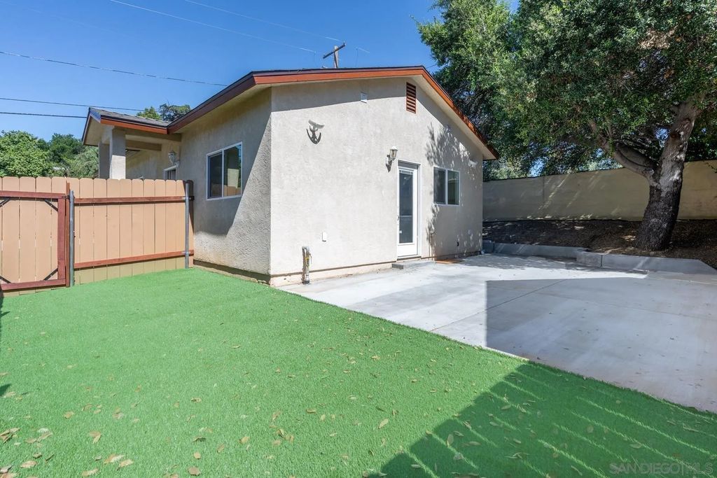 Photo of 12325-12327 Lemoncrest Drive, Lakeside, CA 92040 (MLS # 260007004)