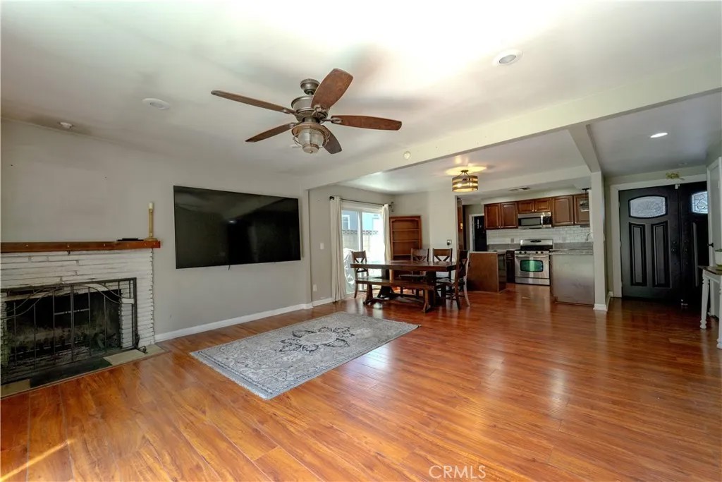 1712 E Granada Court