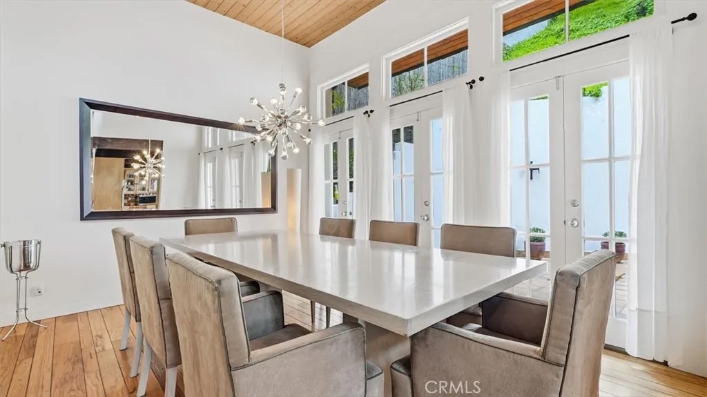 9856 Portola Drive