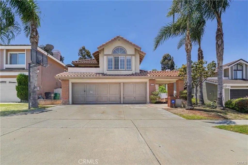 Photo of 2230 Bloomfield Lane, Corona, CA 92882 (MLS # OC25175226)
