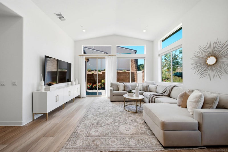 15159 Leia Way