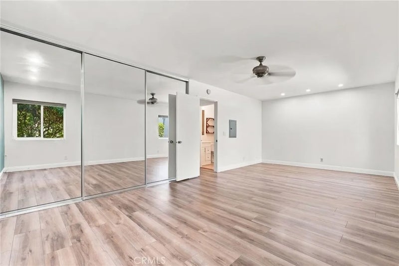 4812 Hollow Corner