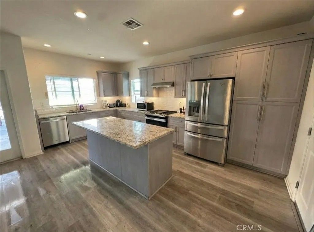 Photo of 1632 Statue Row, San Jacinto, CA 92582 (MLS # SW26010719)
