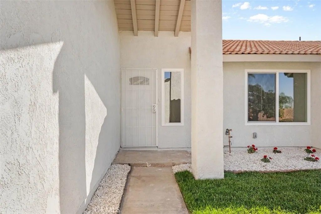 Photo of 2905 Overland Court, Highlands, CA 92346 (MLS # IV26023271)