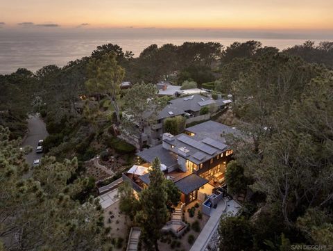 Photo of 404 Pine Needles Dr, Del Mar, CA 92014 (MLS # 250034038)