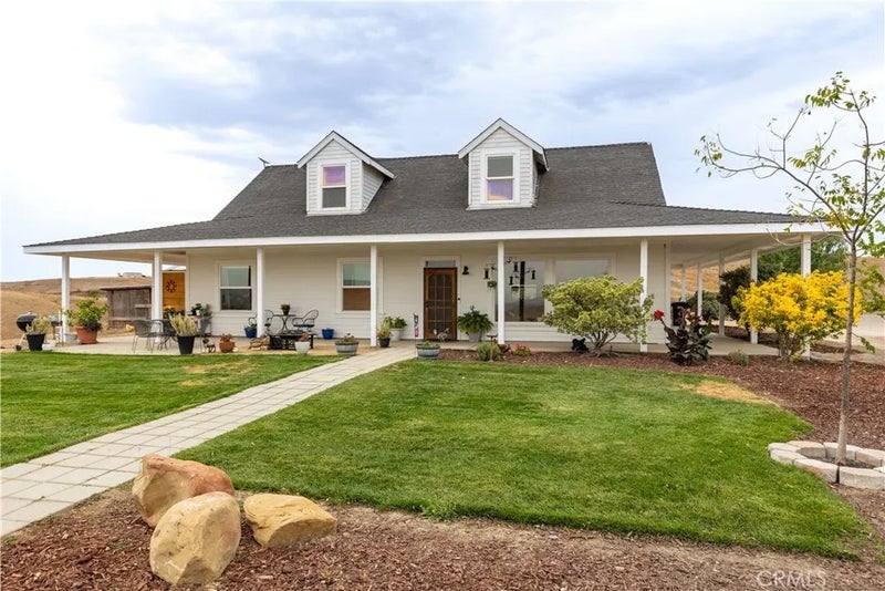 4650 Rolling Hills