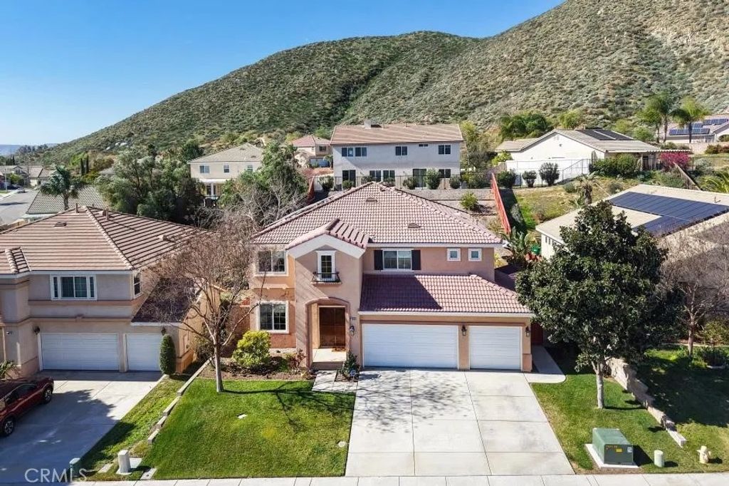 Photo of 29063 Boulder Crest, Menifee, CA 92584 (MLS # SW26030279)