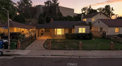 Tiny photo for 2332 Richelieu Ave, El Sereno, CA 90032 (MLS # DW25237311)