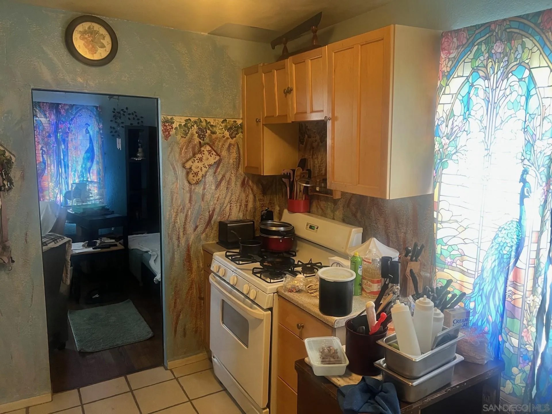 3653 Euclid Ave