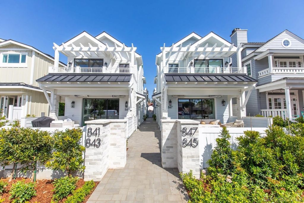 Photo of 845 G Ave, Coronado, CA 92118 (MLS # 260012043)